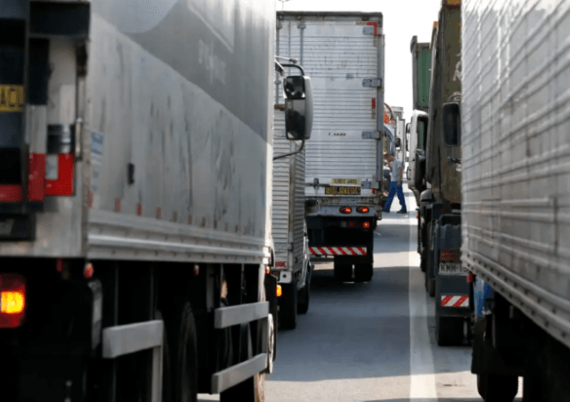 Criada em 2018 após a greve dos caminhoneiros, a política de pisos mínimos de frete prevê reajustes automáticos sempre que há variação relevante no preço do diesel | Divulgação/Tânia Rêgo/Agência Brasil