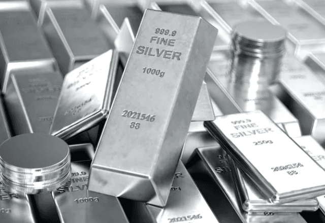 Prata: o ouro também atingiu uma cotação máxima de US$ 4.531,04 a onça | Foto: asbe/iStock/Getty Images