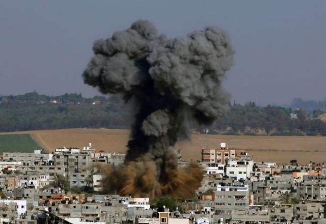 Israel e Hamas fazem acordo para cessar-fogo após 11 dias de ataques Israel e Hamas fazem acordo para cessar-fogo após 11 dias de ataques
