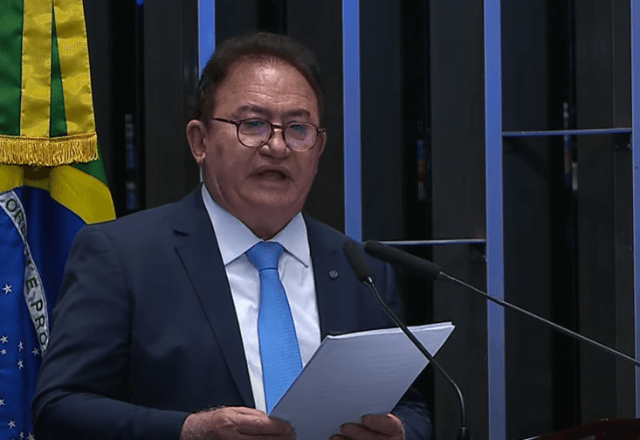 Presidente de associação de hotéis diz que Lula quebrou a “confiança de todo o setor" e saúda Flávio Bolsonaro Presidente de associação de hotéis diz que Lula quebrou a “confiança de todo o setor" e saúda Flávio Bolsonaro