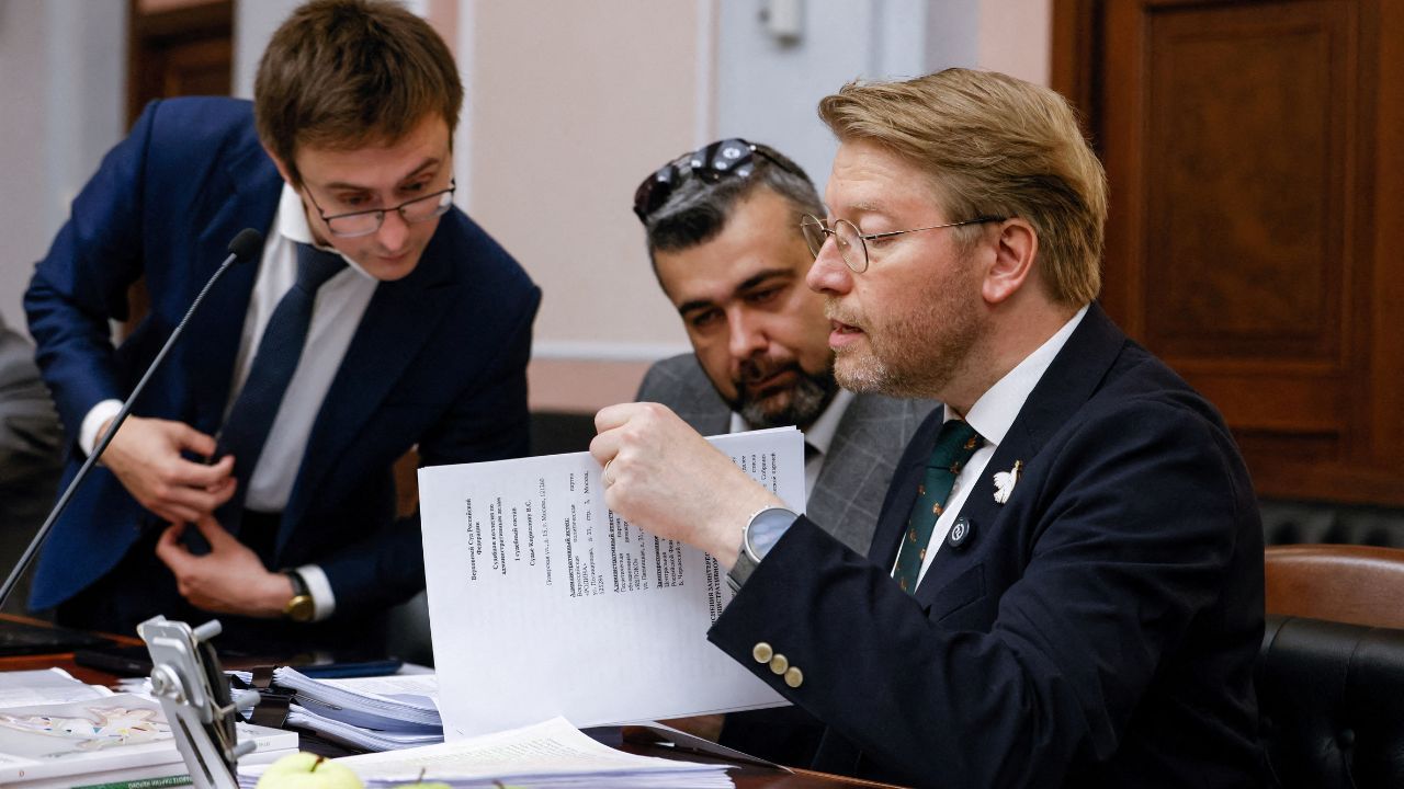 Justica Russa Exclui Unico Partido Contrario A Guerra