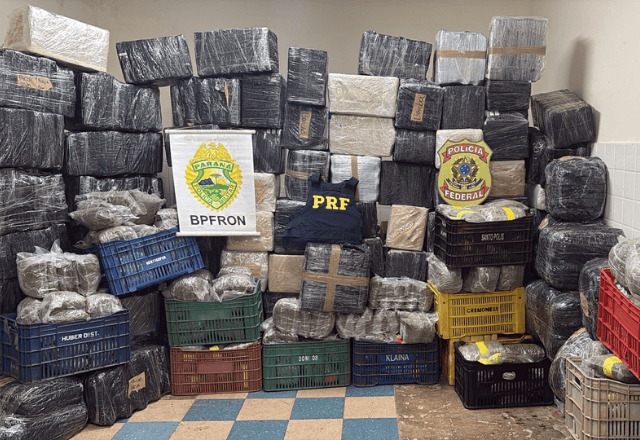 Homem é preso com 2,5 toneladas de maconha em caminhão no Paraná