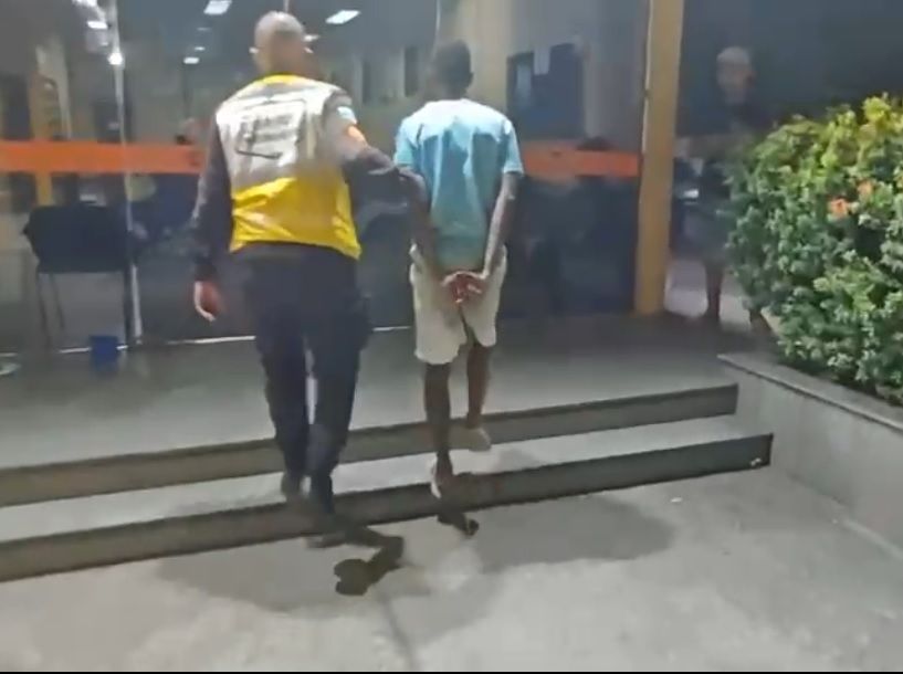 Homem é preso em flagrante por agressão a mulher na zona norte do Rio. | Reprodução