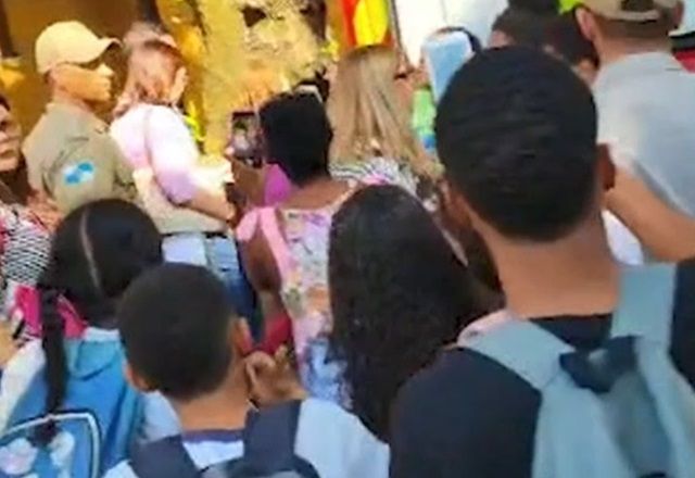 RJ: Professora é presa em flagrante por racismo contra aluna