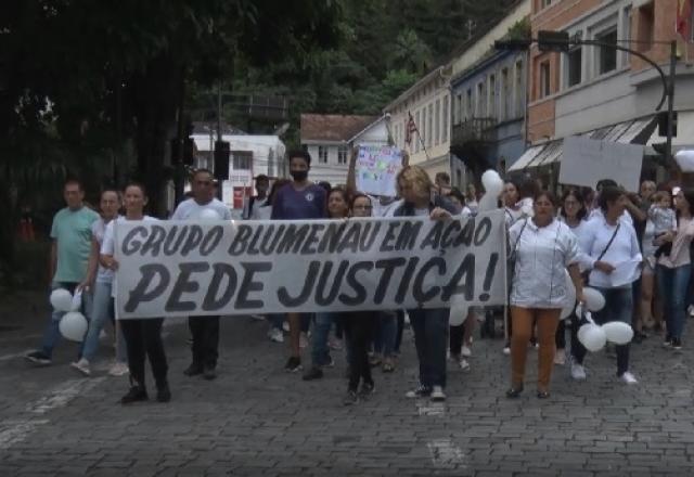 protesto em blumenau