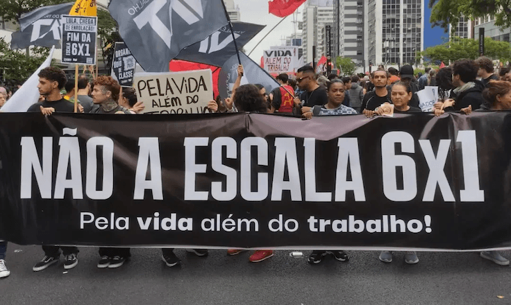 Manifestantes protestam pelo fim da escala 6X1, na Avenida Paulista | Letycia Bond/Agência Brasil