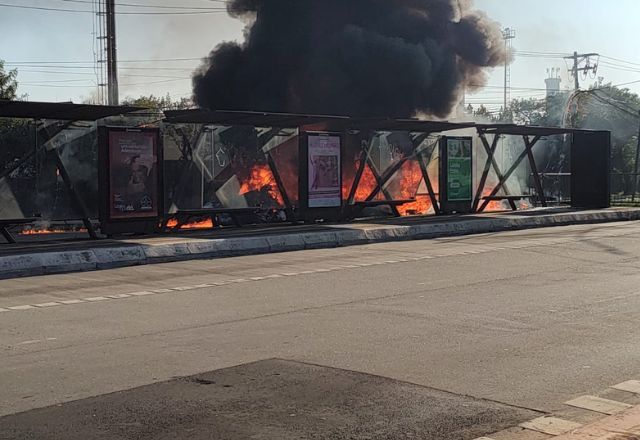 Queda de avião em SP deixou pelo menos 2 mortos e 2 feridos | SBT
