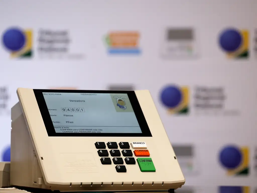Urna eletrônica preparada para as eleições municipais de 2024. | Tânia Rêgo/Agência Brasil