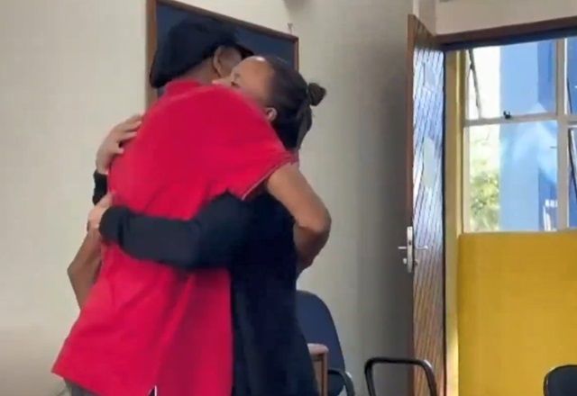 Desaparecidos na enchente: o drama de quem aguarda por reencontros
