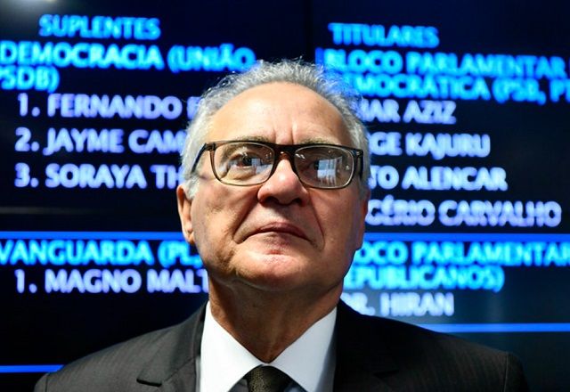 Renan Calheiros à frente de painel (Geraldo Magela/Agência Senado)