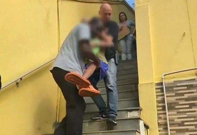 Quase 20 idosos são resgatados de asilo clandestino no RJ