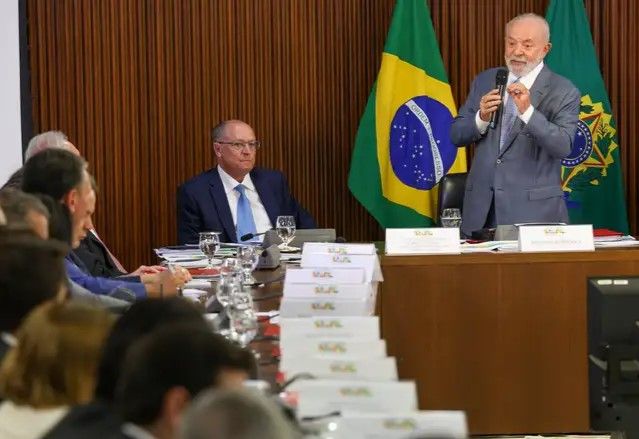 Lula e seus ministros fazem a primeira reunião do ano | Fabio Rodrigues-Pozzebom/ Agência Brasil
