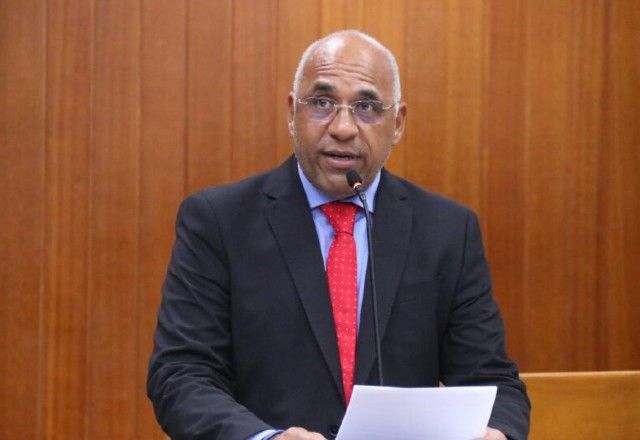 Prefeito de Goiânia volta atrás após exonerar cerca de dois mil funcionários públicos