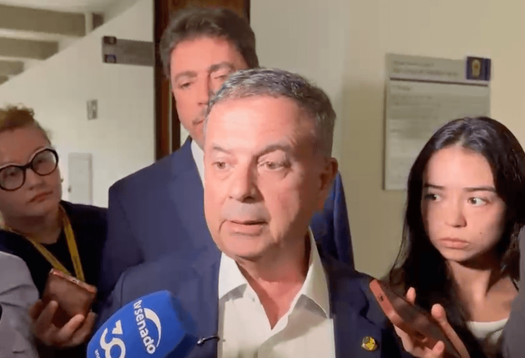 Coordenador de Flávio diz que votação da 6x1 é "oportunista” Coordenador de Flávio diz que votação da 6x1 é "oportunista”