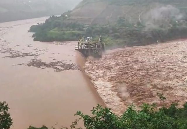 Barragem 14 de Julho se rompe no RS | Reprodução