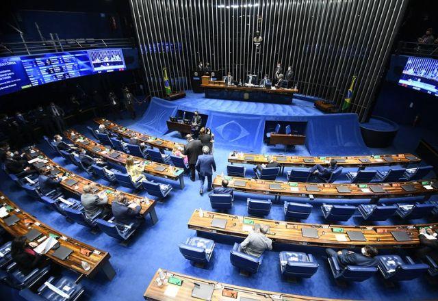 Candidatos ao Senado por SC: veja nomes e números Candidatos ao Senado por SC: veja nomes e números