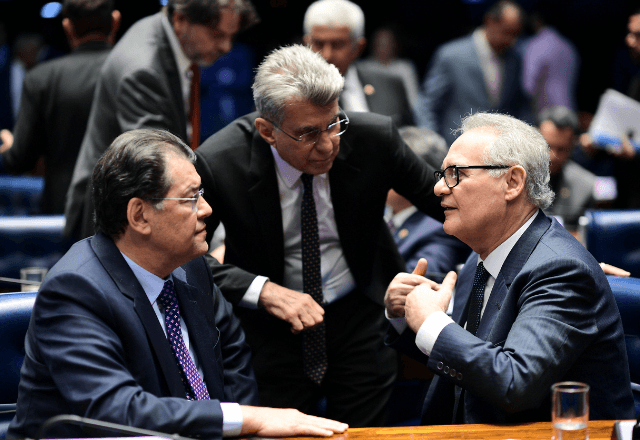Políticos (Braga, Jucá e Calheiros) no plenário do Senado em junho de 2024 | Divulgação/Pedro França/Agência Senado