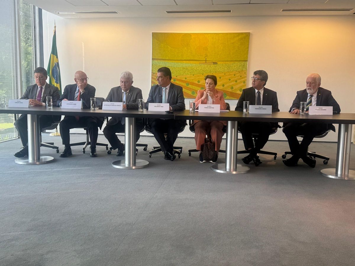 Senadores brasileiros fazem balanço de reuniões em Washington para reverter tarifaço. | SBT News