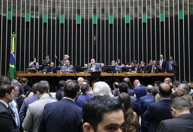 Congresso aprova projeto para ajudar RS
