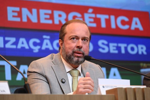 O ministro de Minas e Energia, Alexandre Silveira, durante anúncio sobre horário de verão (Ricardo Botelho/MME))