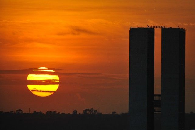 Horário de verão volta neste ano? Veja o que pensa o governo