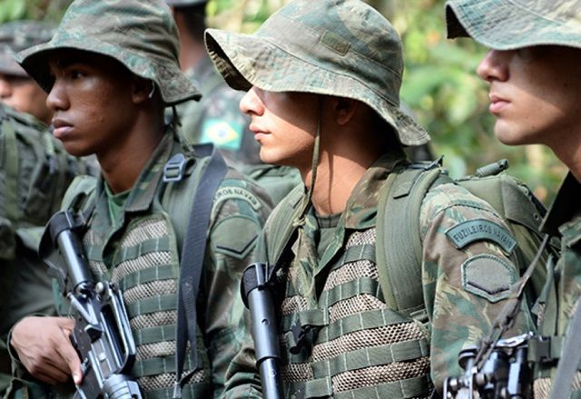 Soldados fuzileiros navais (Divulgação/Ministério da Defesa)