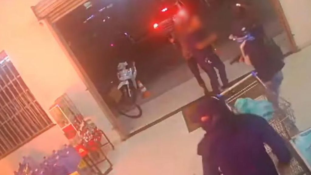 Grupo armado invade e incendeia supermercado na Grande Belém
