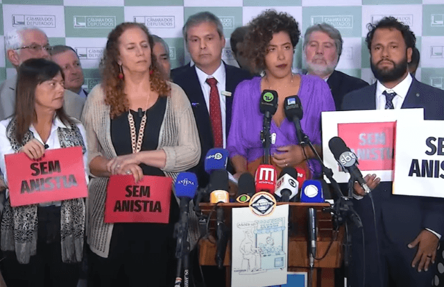 Entrevista com líderes das bancadas do PT, PSOL, PCdoB, PSB e PV na Câmara 