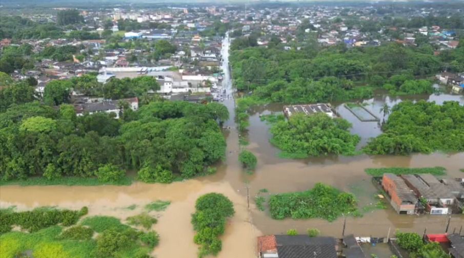 Temporal no litoral de São Paulo deixa Peruíbe inundada | Reprodução/ Defesa Civil do Estado de São Paulo