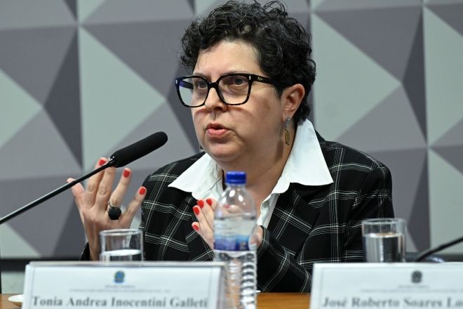 Tonia Galleti durante depoimento na CPMI do INSS | Carlos Moura/Agência Senado