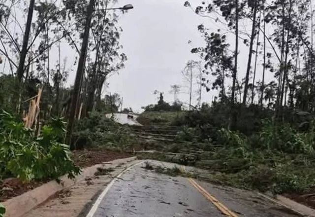 Tornado atingiu cidade de Palmitos, no Oeste catarinense | Reprodução