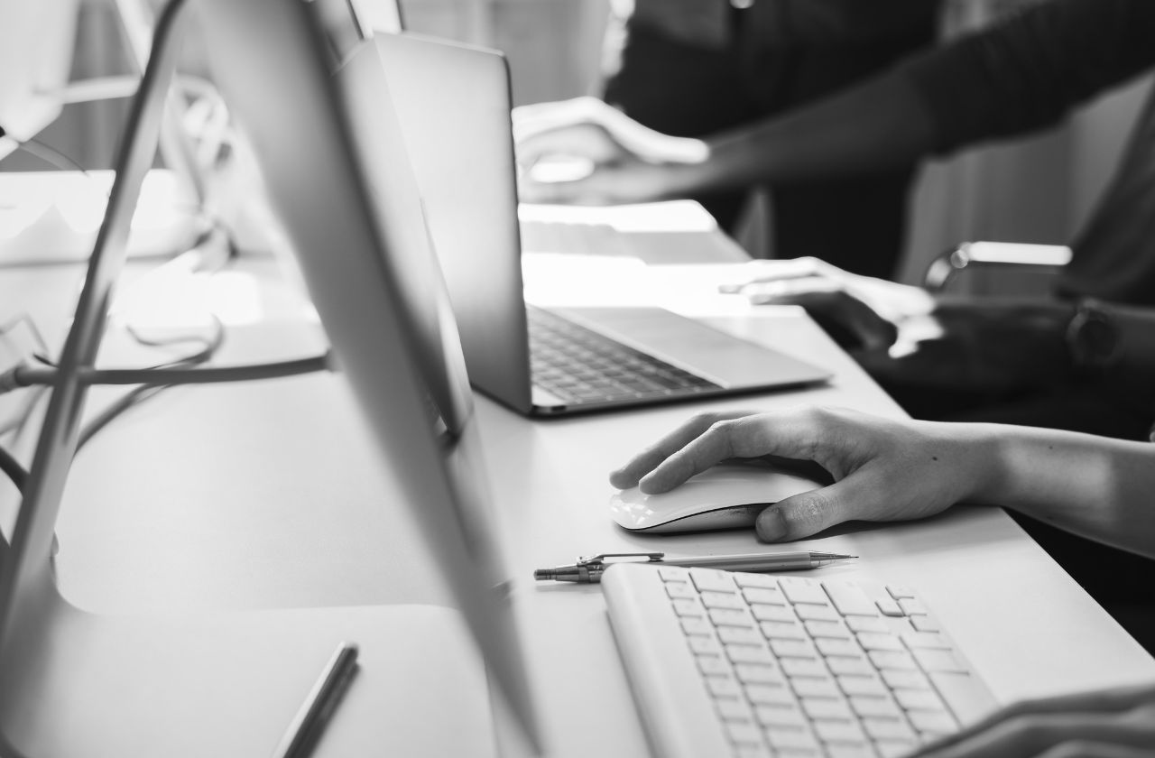 A área de Tecnologia da Informação (TI) tem atraído trabalhadores em busca de melhores salários | PXhere / Reprodução