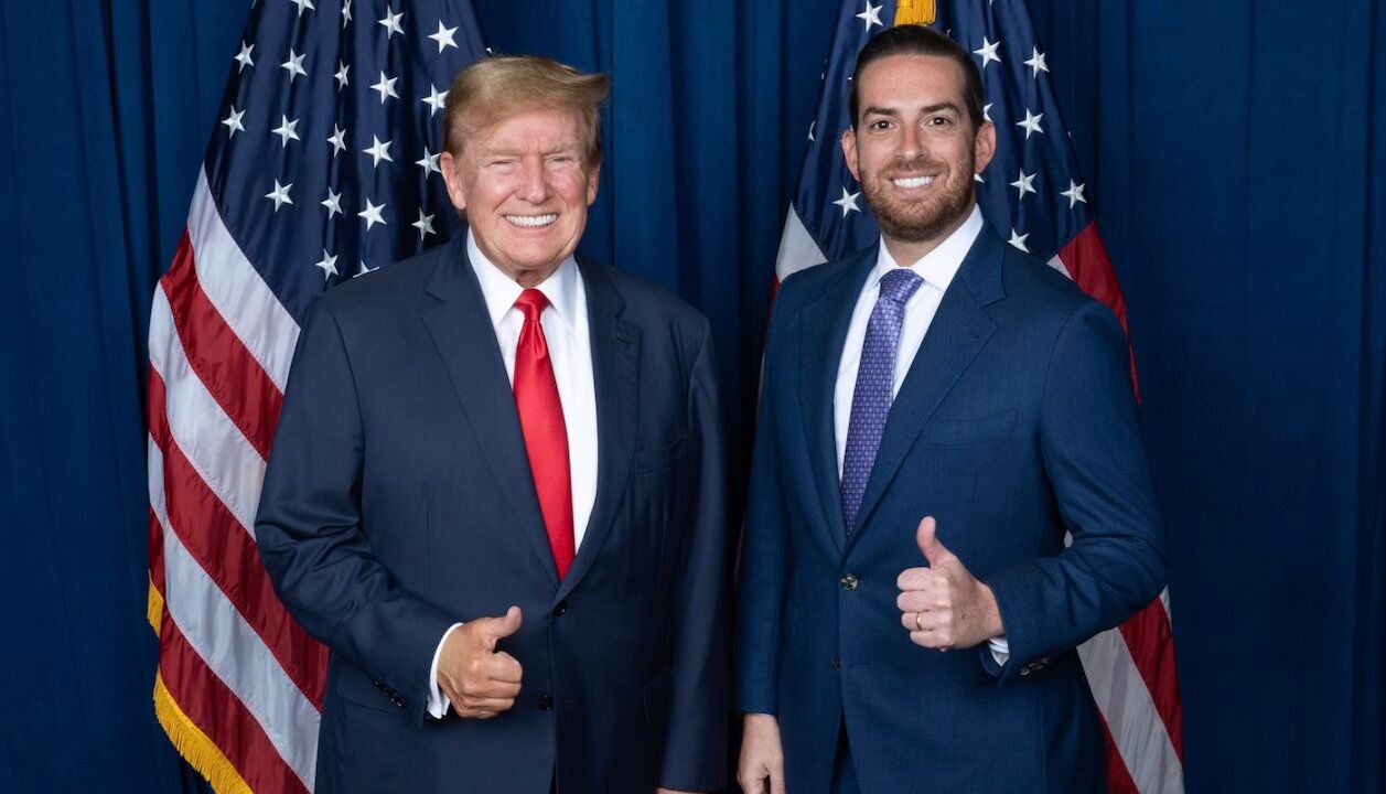 Imagem da notícia: Trump escolhe republicano de Miami para embaixador no Brasil Imagem da notícia: Trump escolhe republicano de Miami para embaixador no Brasil