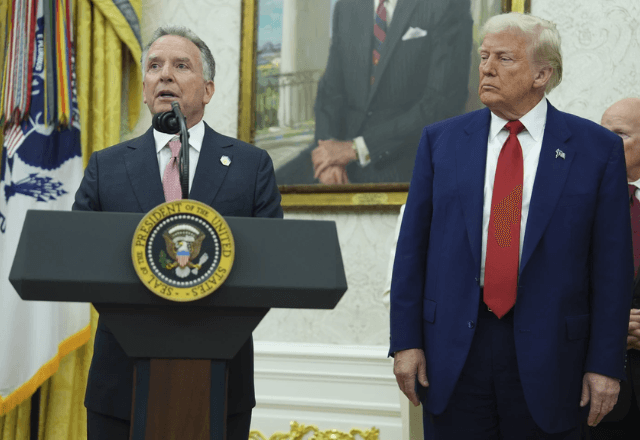 Enviado especial da Casa Branca, Steve Witkoff e Donald Trump | Foto: AP 
