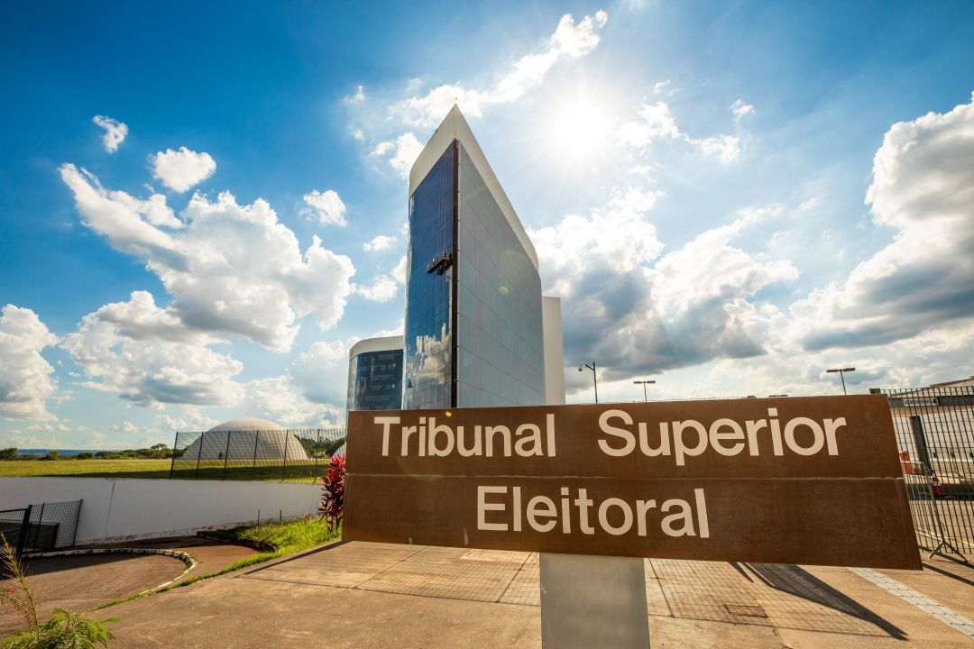 PT desiste de ação no TSE para liberar fundo eleitoral PT desiste de ação no TSE para liberar fundo eleitoral