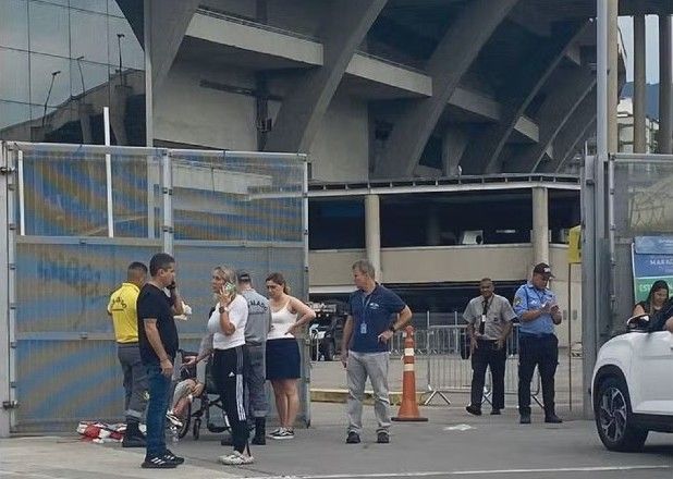 Turista estrangeiro é baleado após reagir a assalto no Maracanã