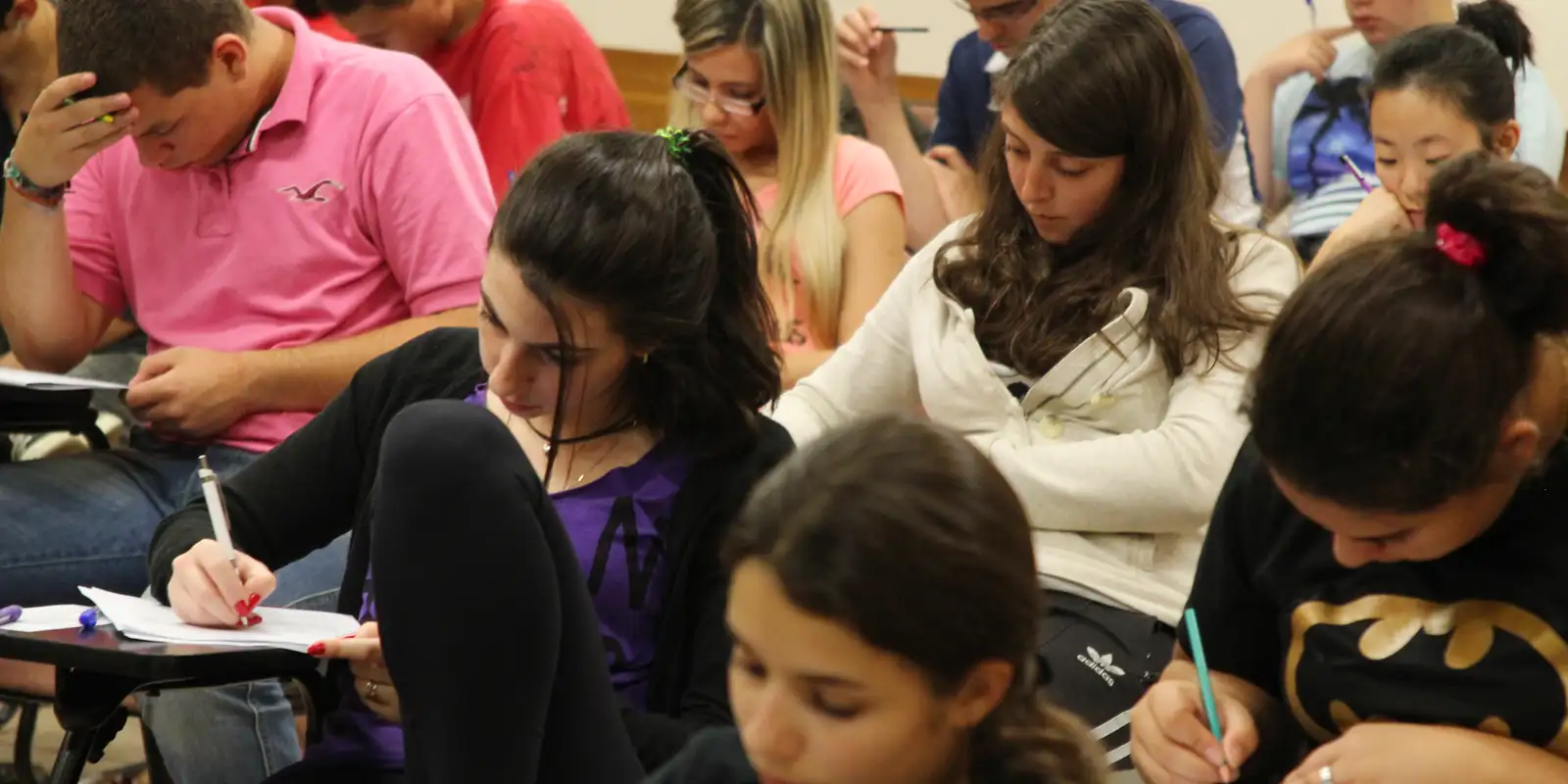 Estudantes em sala de aula | Marcos Santos/USP Imagens