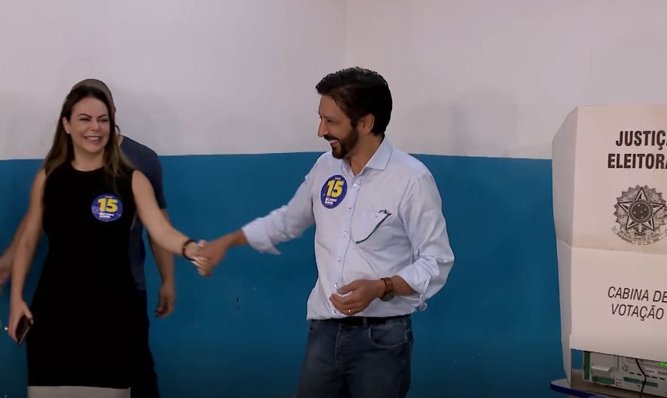 Eleições 2024: Ricardo Nunes (MDB) vota na zona sul de São Paulo