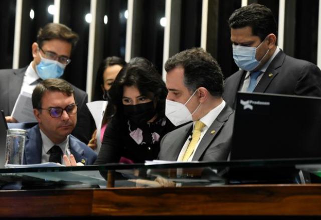 votação da PEC dos precatórios