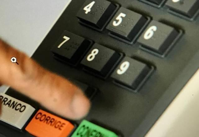 voto em urna eletronica