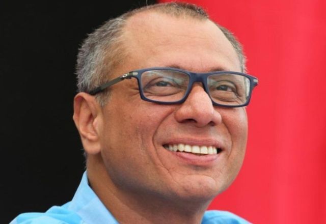 Preso em embaixada, ex-vice-presidente é levado para prisão de segurança máxima no Equador