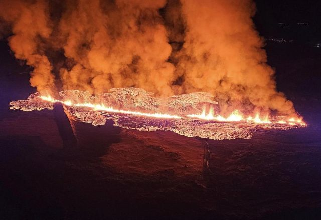 Vulcão entrou em erupção no sudoeste da Islandia | Reprodução/X