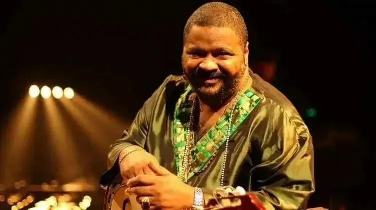 Morre Arlindo Cruz, um dos grandes nomes do samba, aos 66 anos Morre Arlindo Cruz, um dos grandes nomes do samba, aos 66 anos