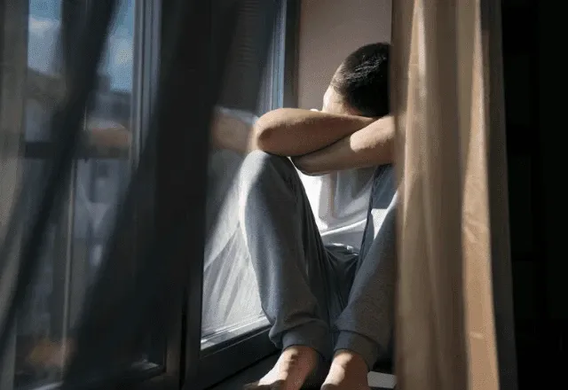 Isolamento social é um dos sinais de atenção para depressão | Freepik