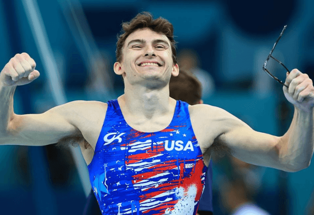 Stephen Nedoroscik conseguiu bronze junto com parceiros de equipe | Reprodução/Instagram/Ricardo Bufolin
